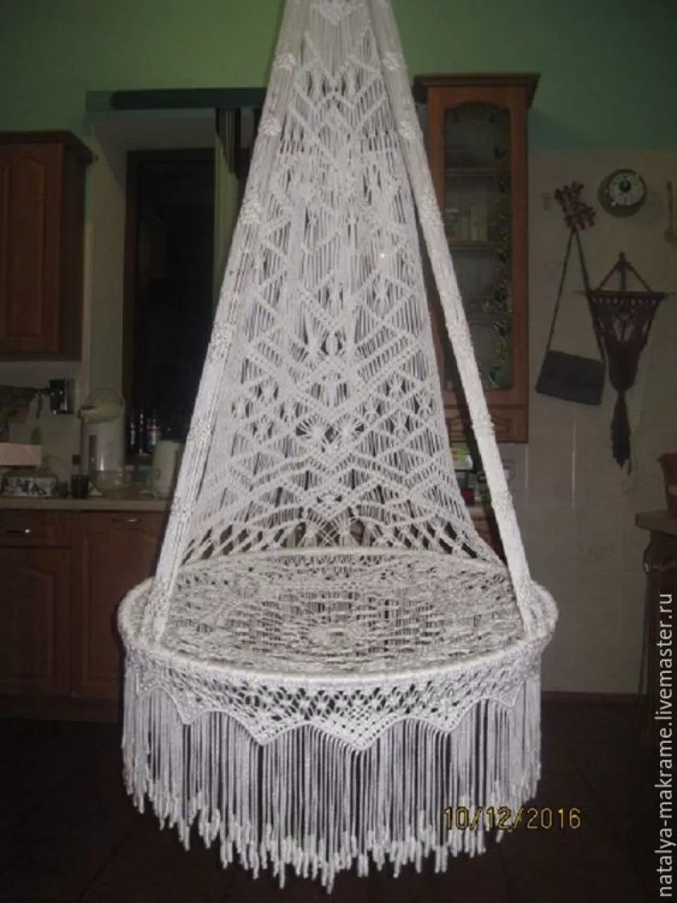 Плетеные кресла из ниток