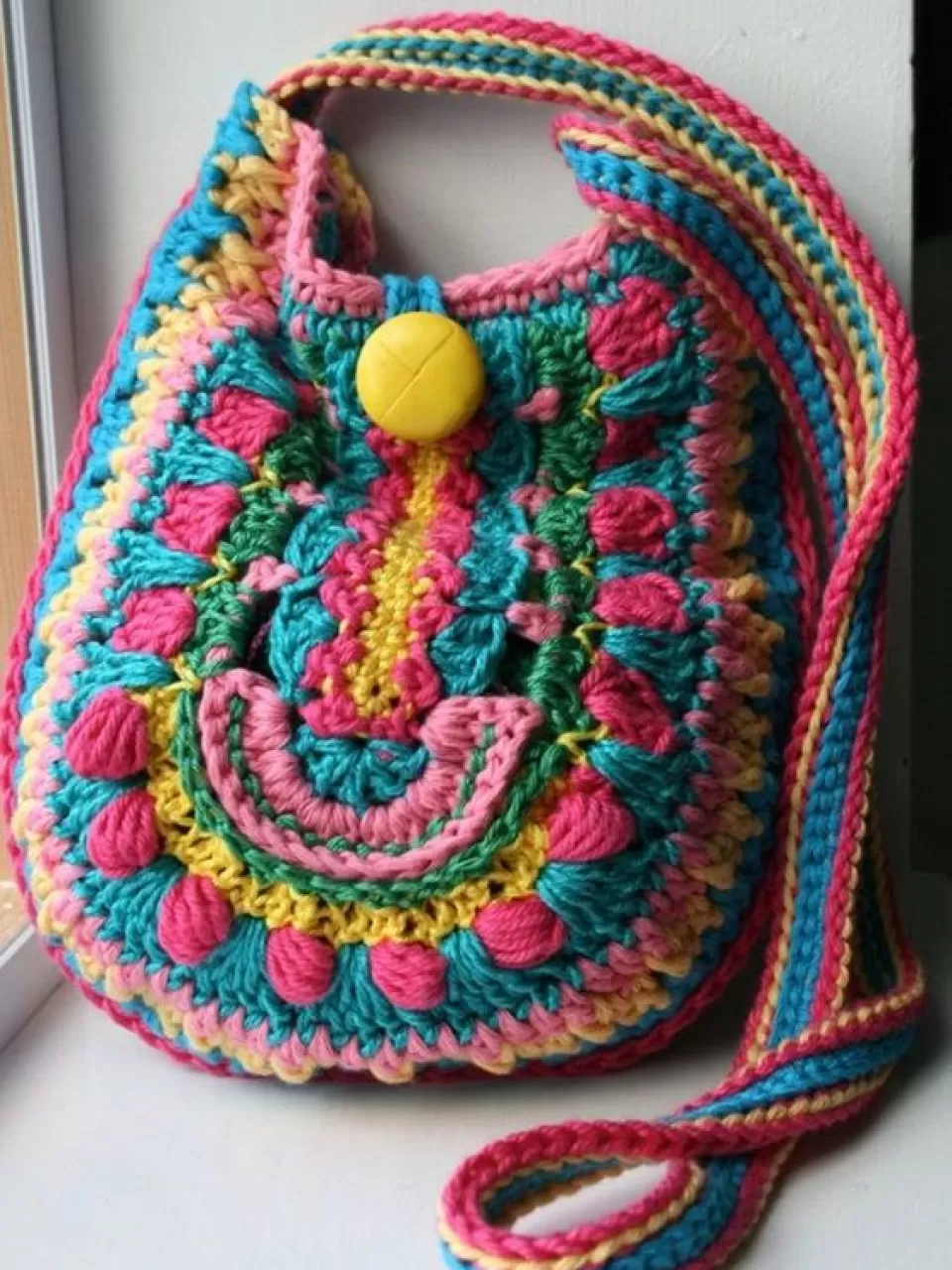 Renkli Örgü Çanta