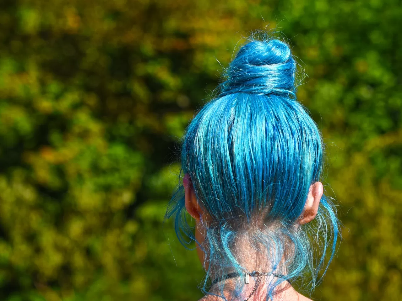 20 Farklı Mavi Saç Boyama Modeli