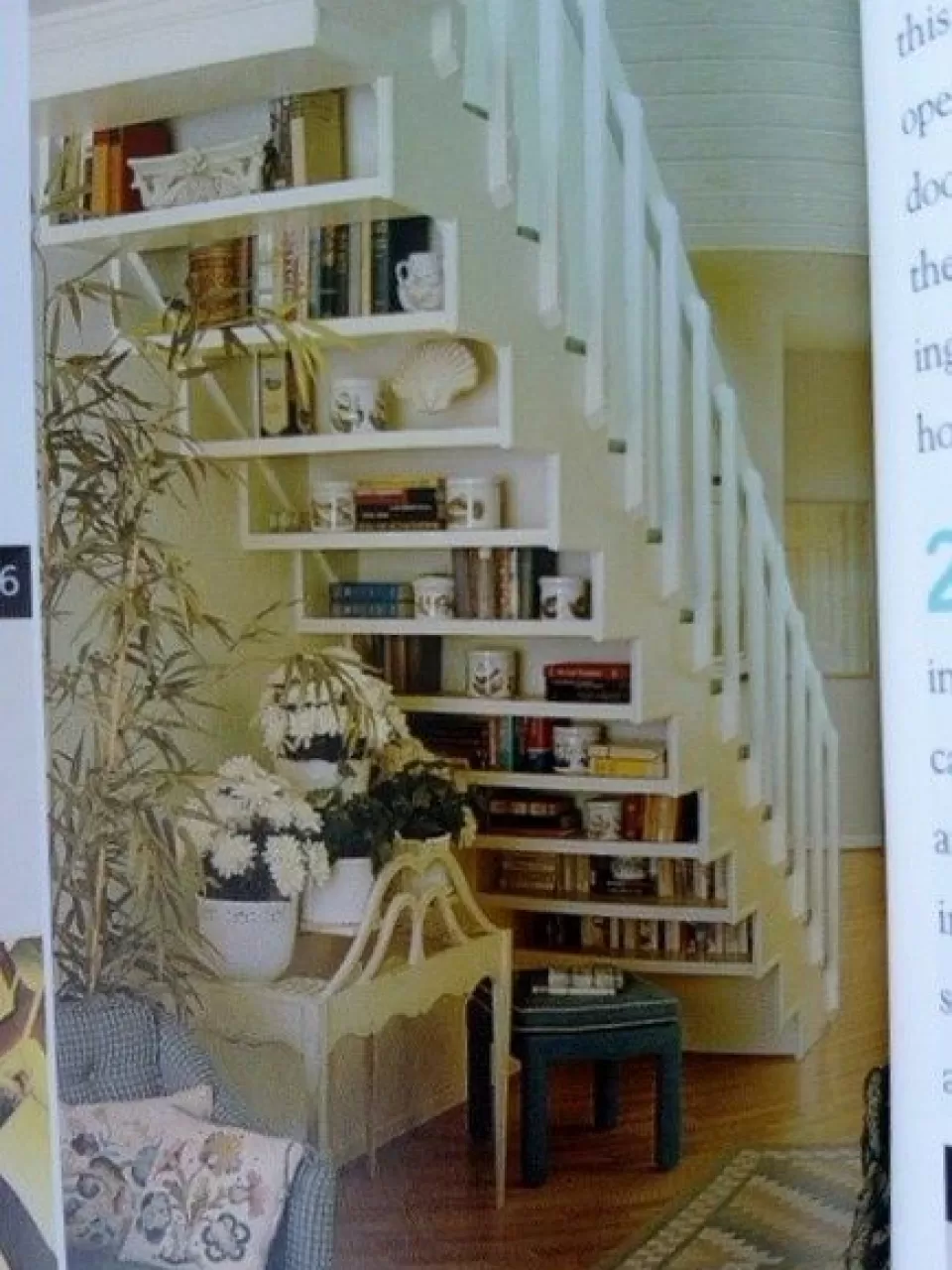 Merdiven Arkası Kitaplık