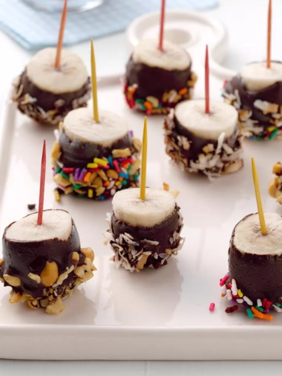 Dondurulmuş Çikolatalı Muz İkramlıkları