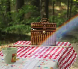 Piknik ve Kamp İçin Portatif Masa Modelleri