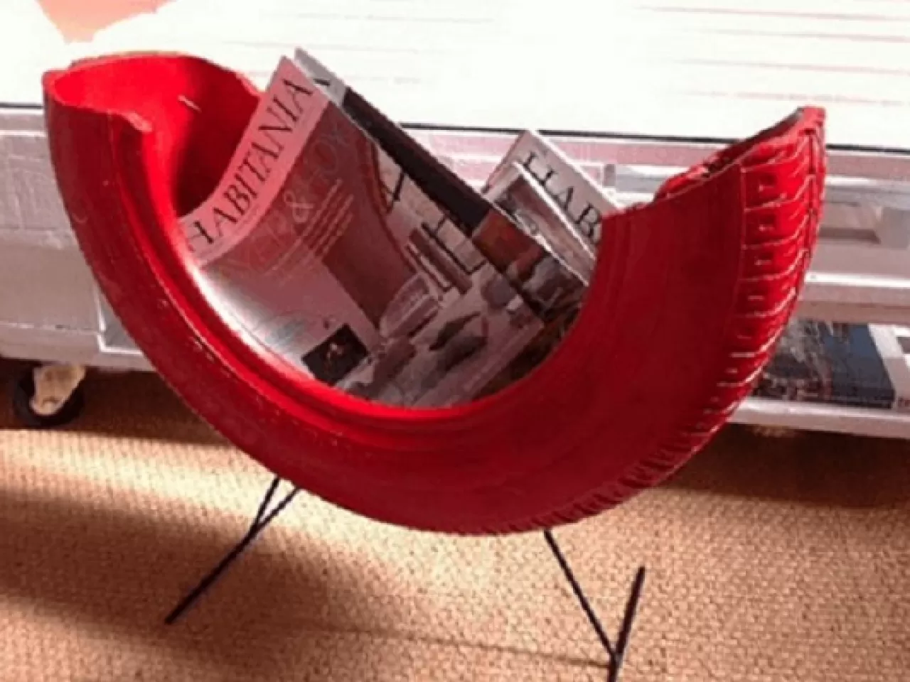 Araba Lastiğinden Gazetelik