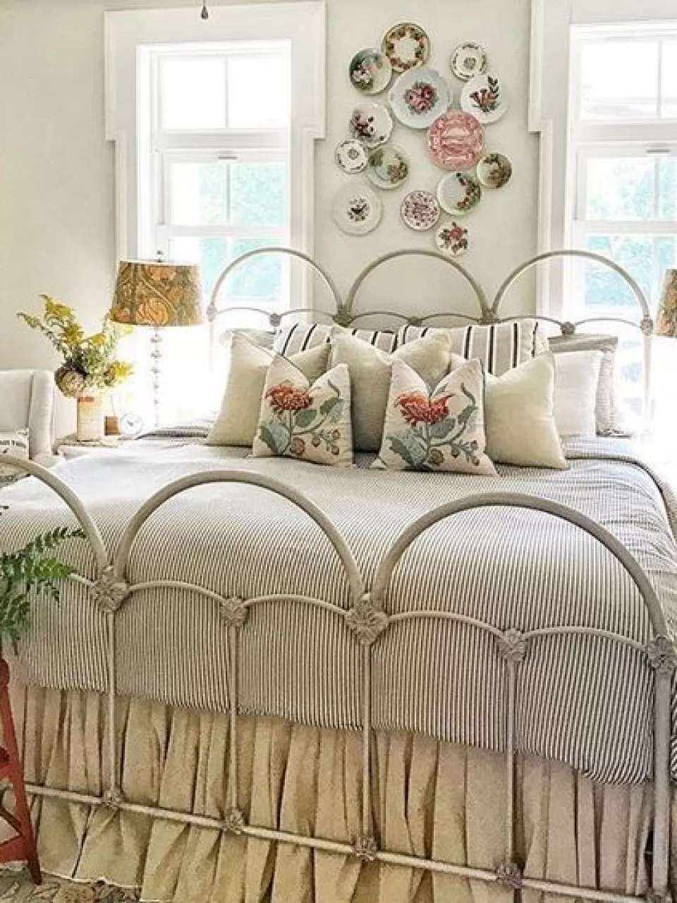 Yatak Başı Tabaklar