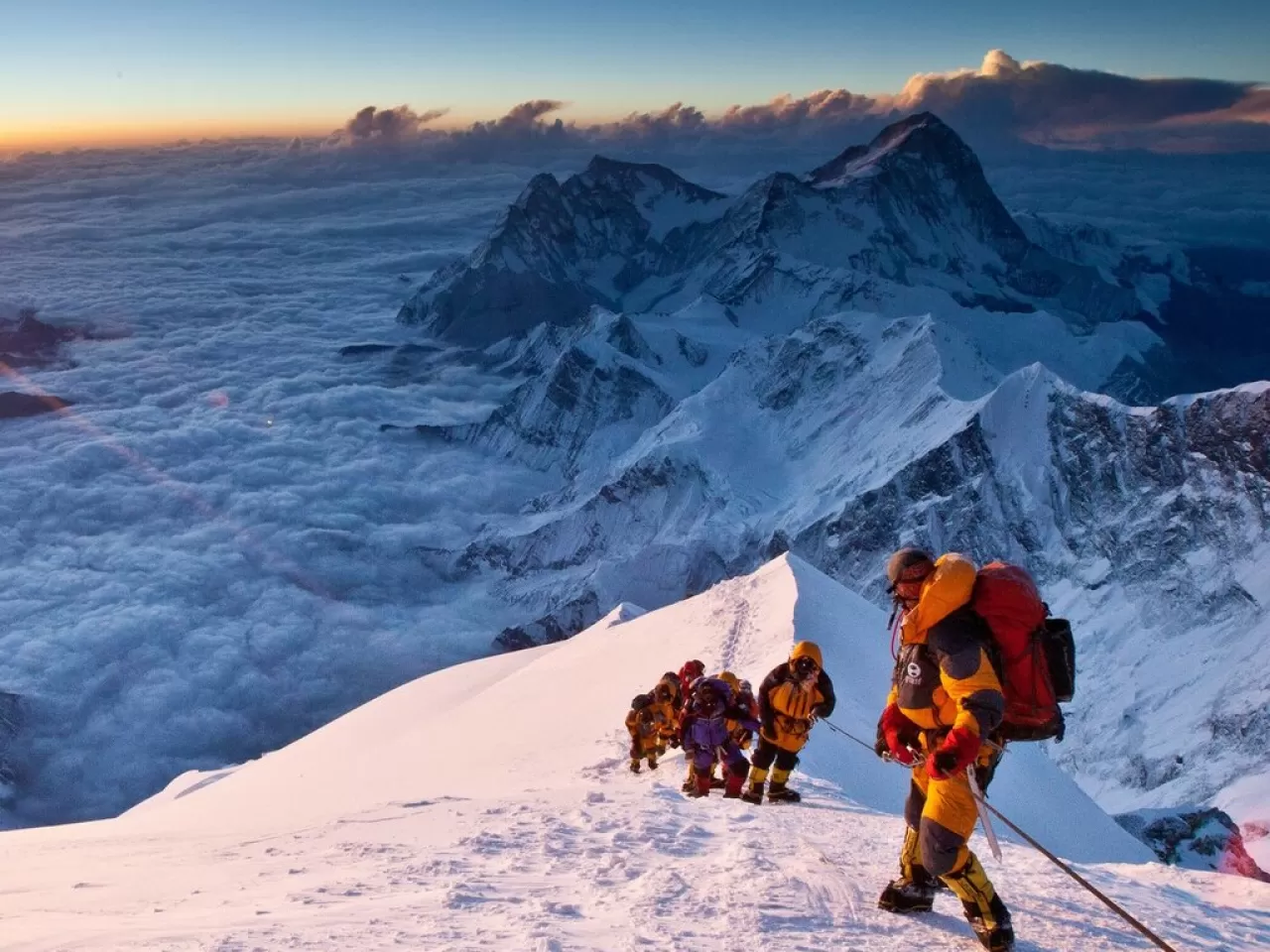 şerpalara talep azalıyor