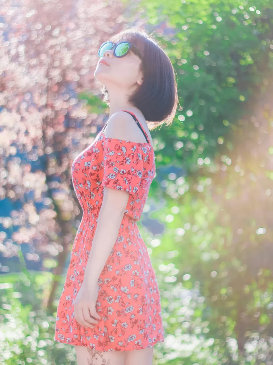 Açık Tenli Esmerler Kırmızı