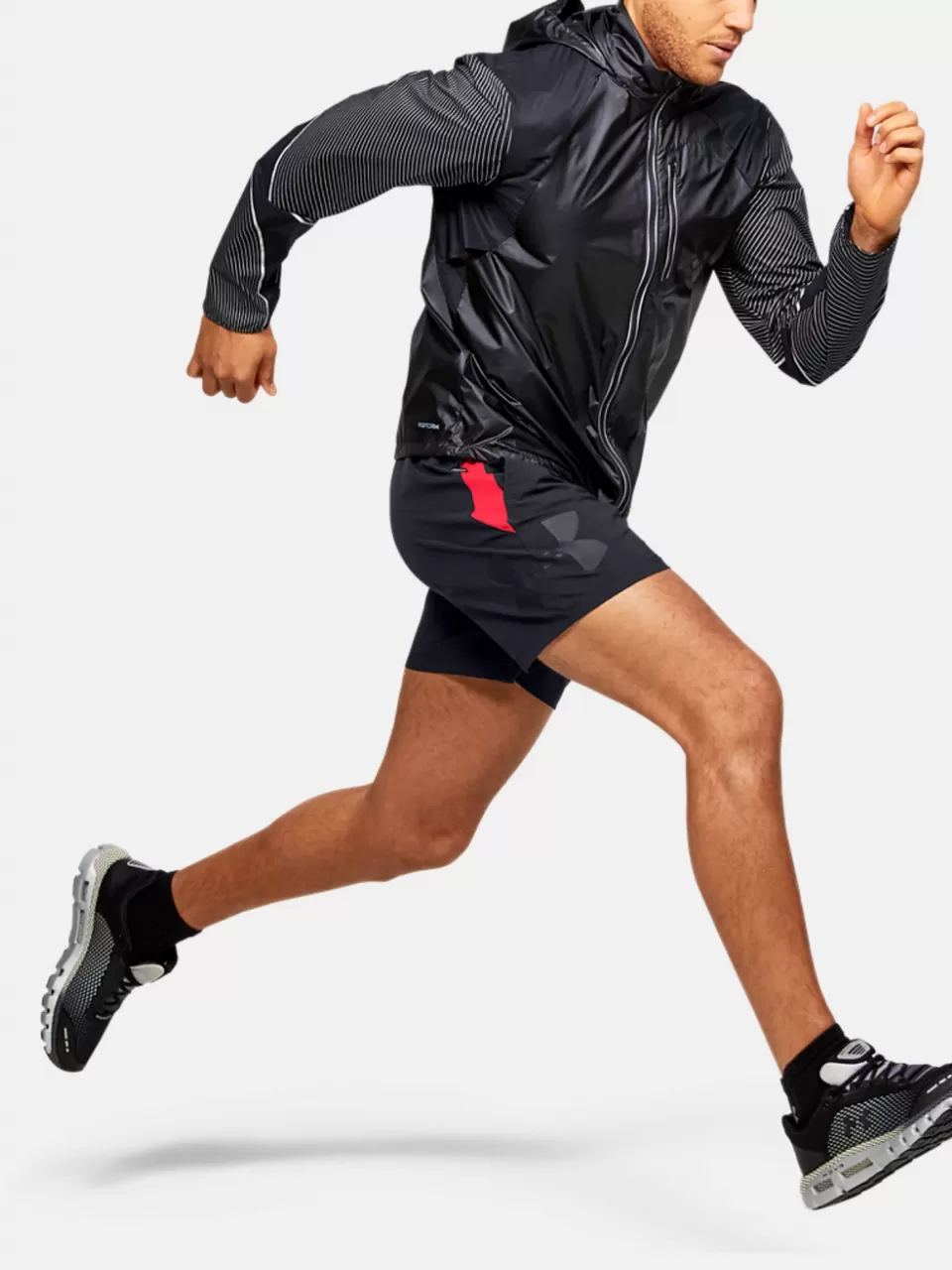 Under Armour - Erkek UA Qualifier Speedpocket Branded 7'' Astarsız Şort