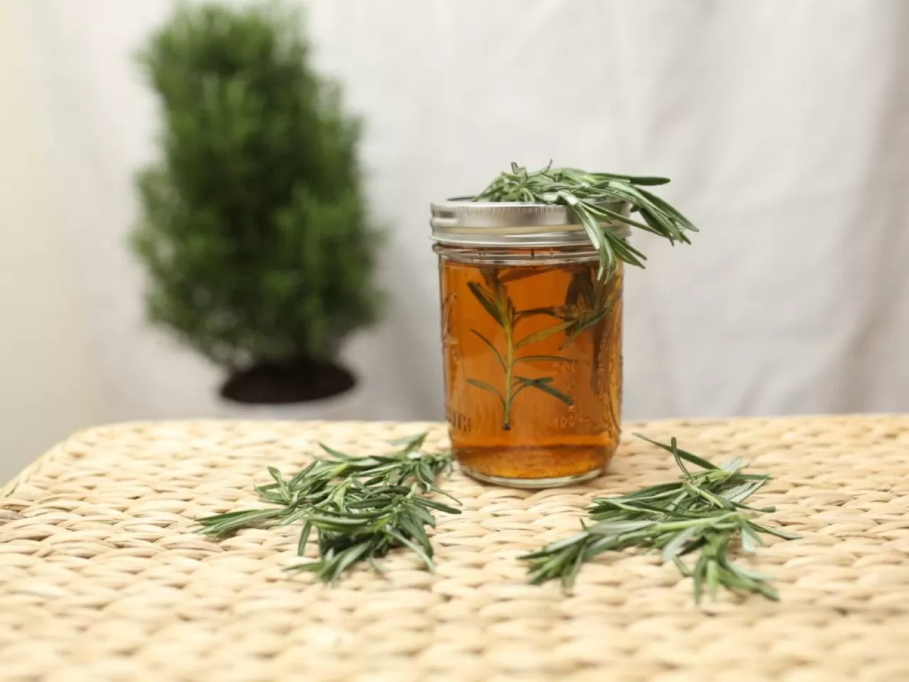 Biberiyeli Yüzey Temizleyici