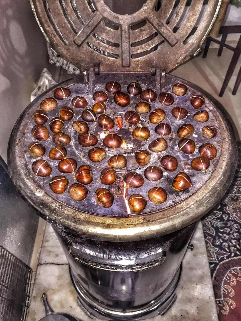 Soba veya kuzine üzerinde kestane