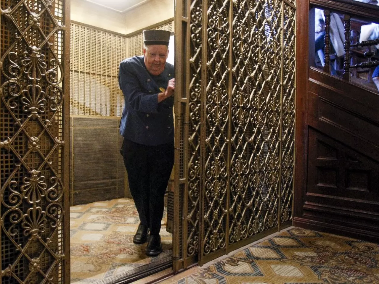 Asansör Operatörü