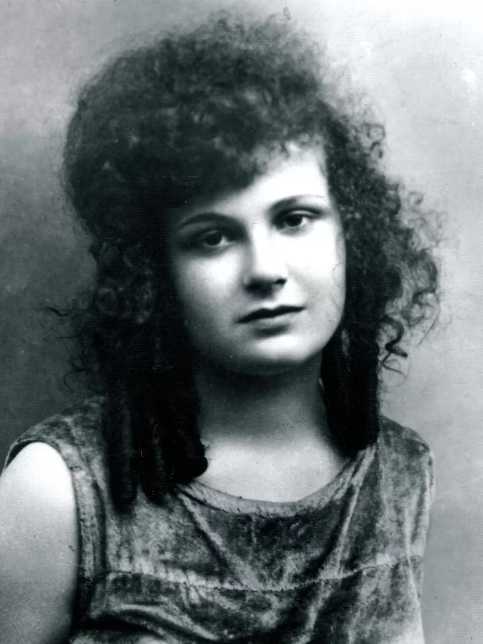 Türk Sineması’nın İlk Kadın Oyuncularından: Neyyire Neyir