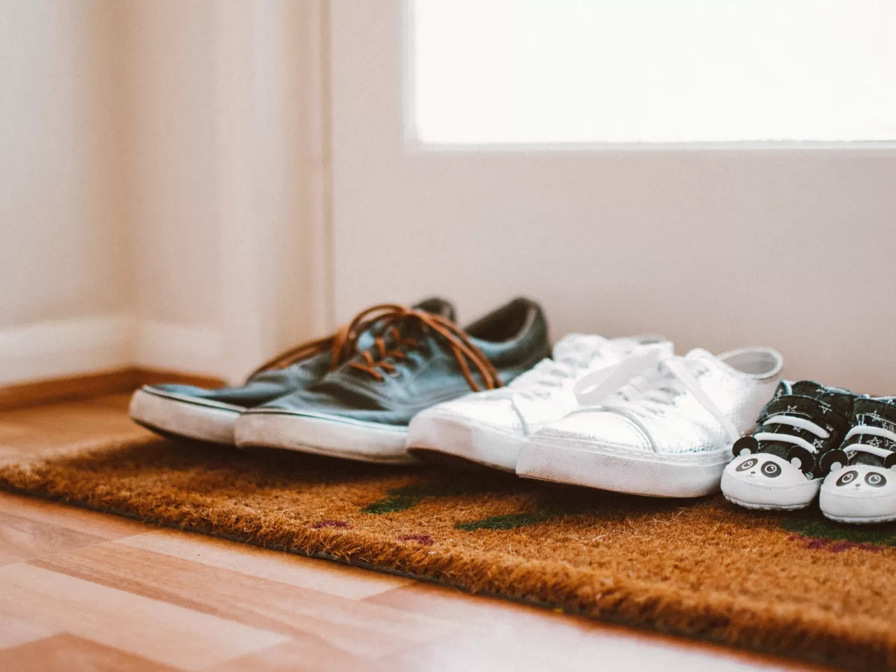 Evin İçine Ayakkabı ile Girmemek