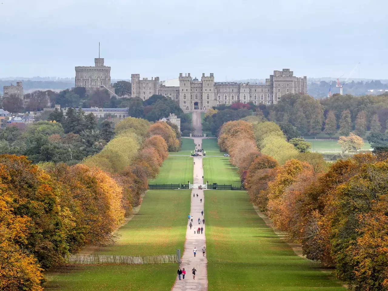 Windsor Sarayı: Monarşinin Asırlar Süren İkemetgahı