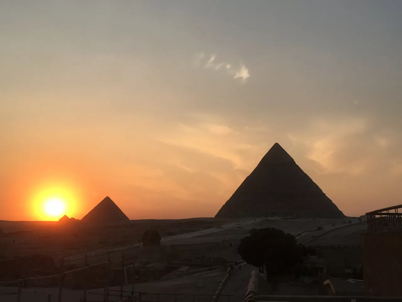 Piramitlere Yılda İki Kez Güneş Işığı Giriyor