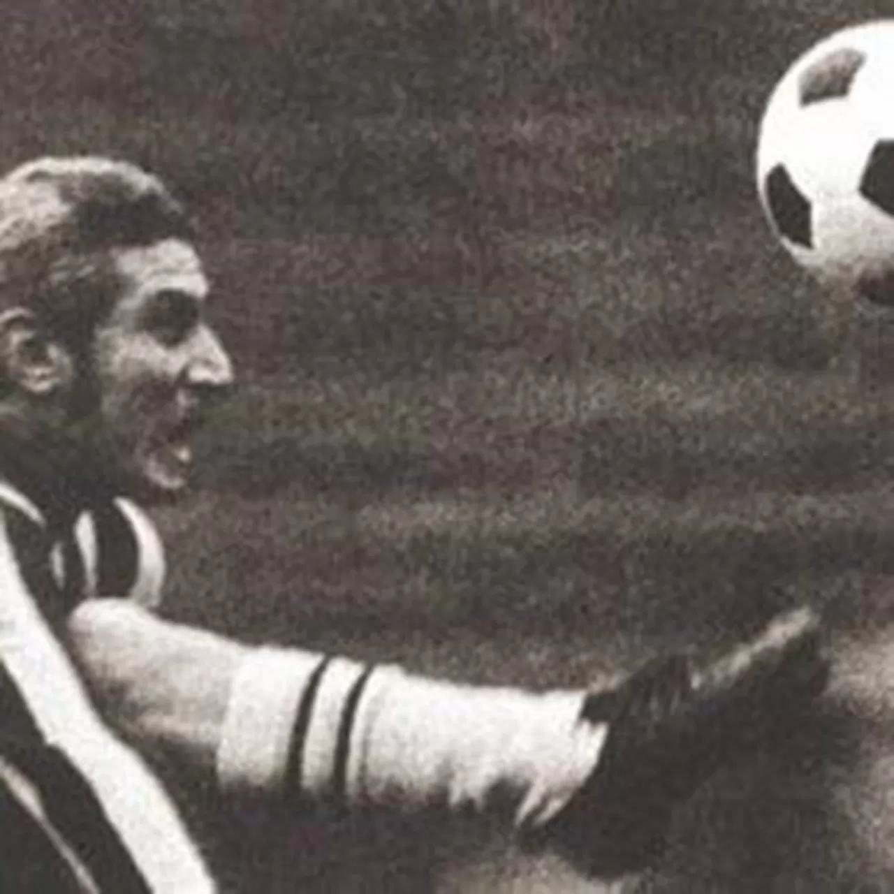 Taraftarın O’na Özel Golcü Tezaruhatı: Ver Lefter’e Yaz Deftere!