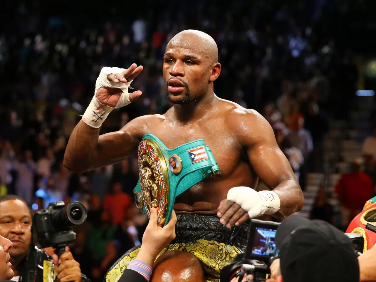 Floyd MAYWEATHER JR: Ringlerin Para Babası