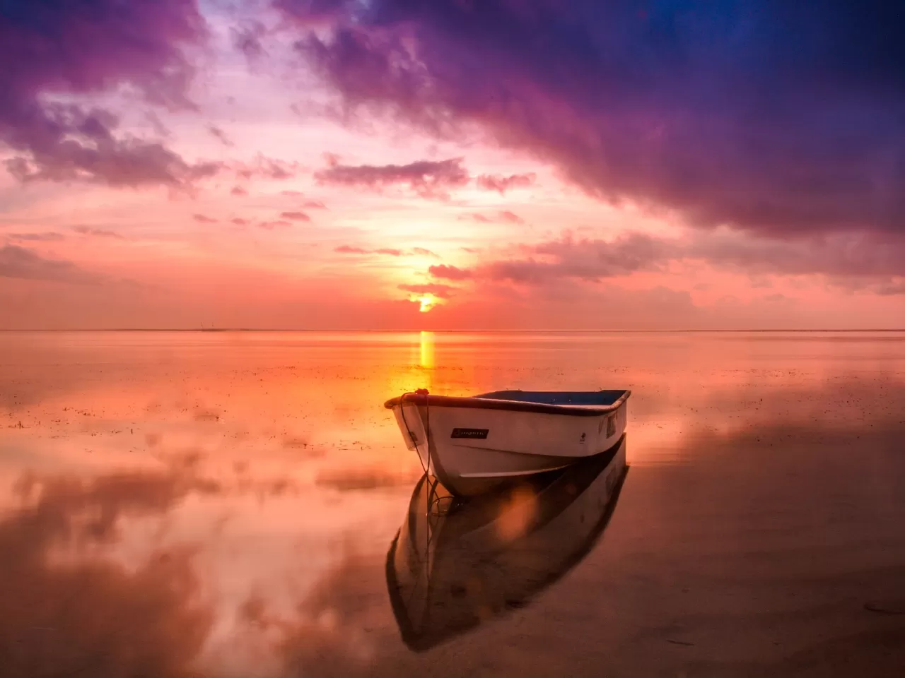 Zeki Ömer Defne - Kıyıdaki Tekne