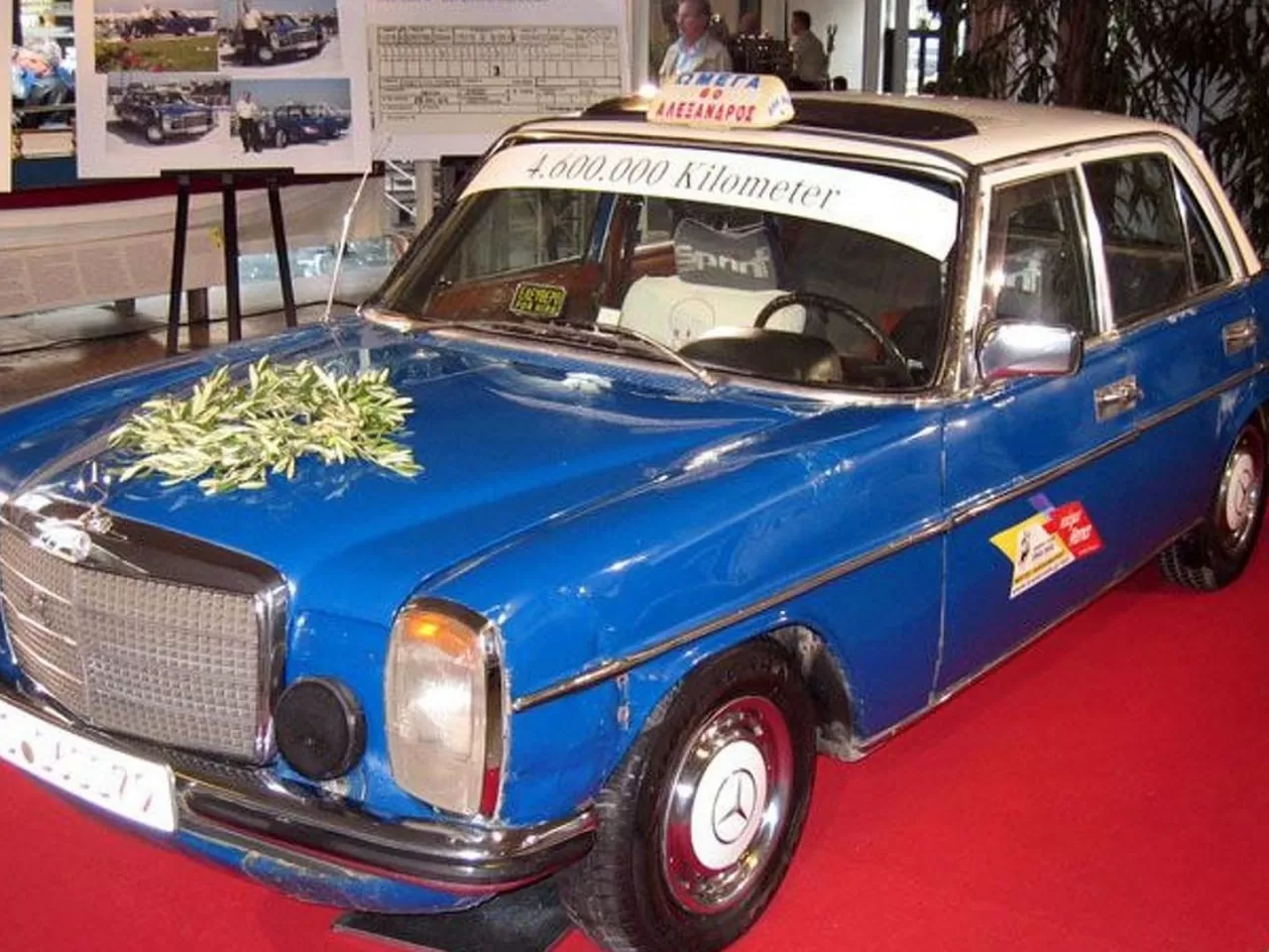 Mercedes Benz 240D - 1976 Model