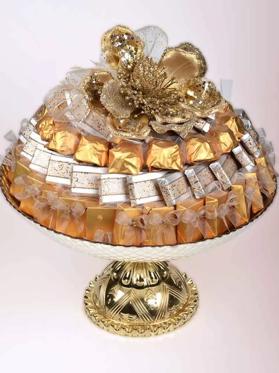 Altın Gondolda Nişan Çikolatası