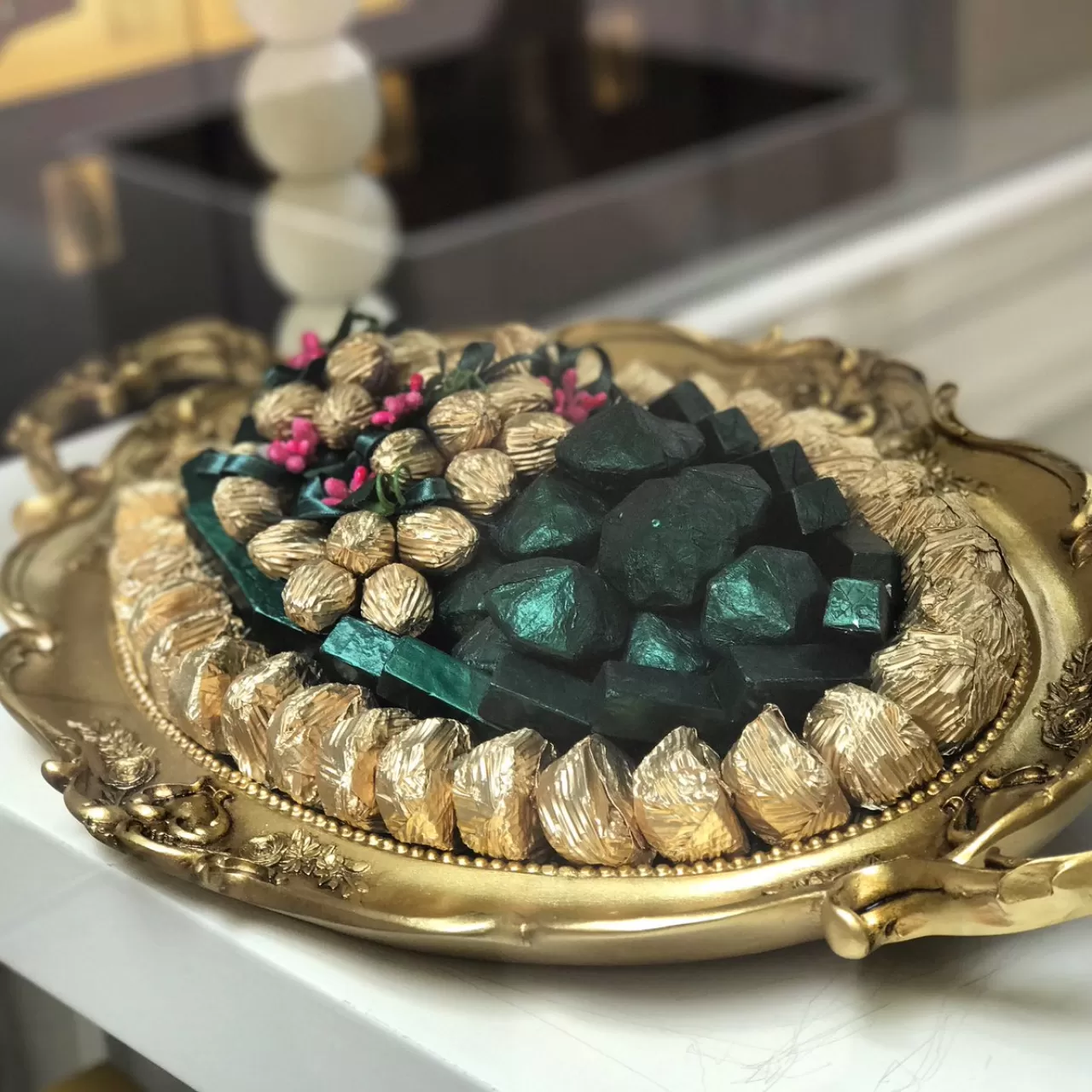 Altın Tepside Nişan Çikolatası