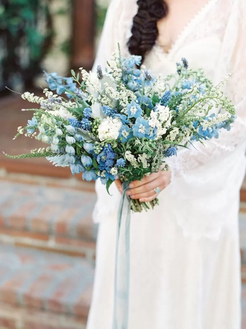 Mavi Kır Çiçekli Gelin Buketi