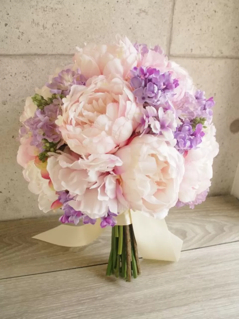 Mor Somon Şakayıklı Gelin Buketi