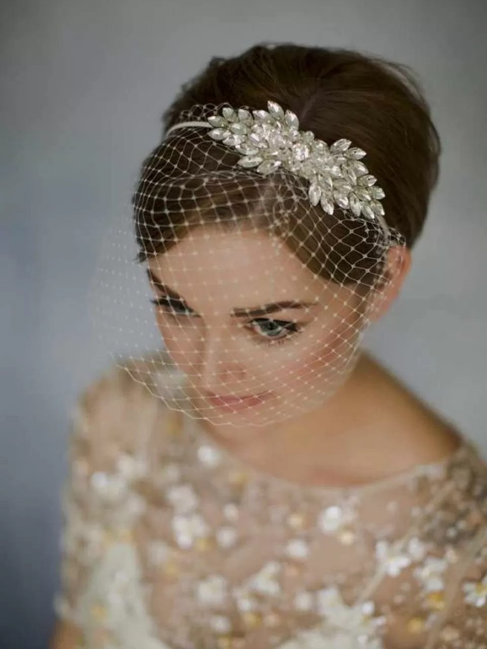 Çok Kısa, Vualetli Gelin Saçı