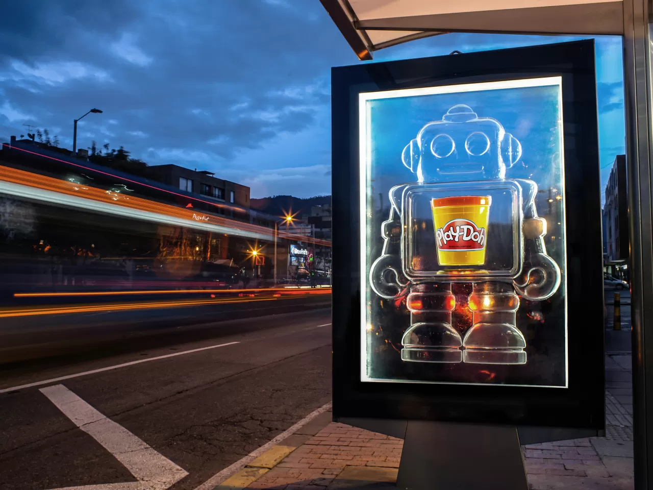 Ülkede Reklam Panosu Göremezsiniz