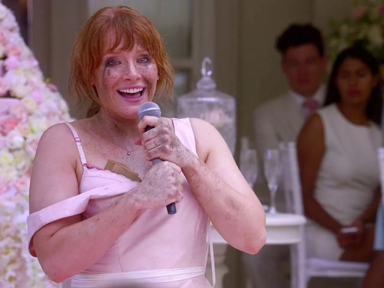 Nosedive/ Dibe Vuruş (3. Sezon)