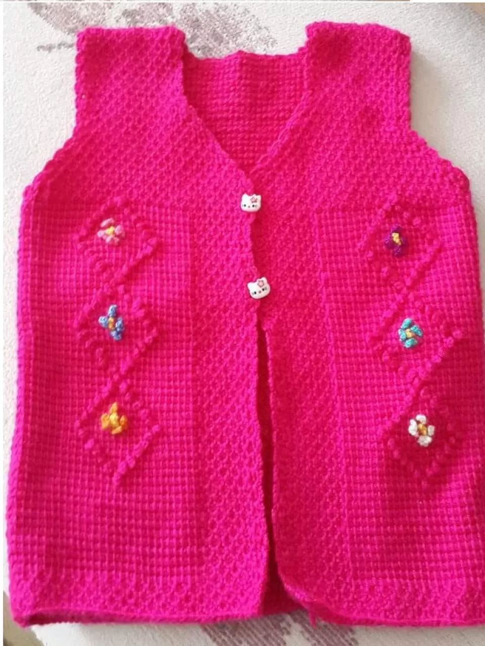 Fuşya, Çiçekli Kız Bebek Örgü Yelek