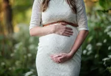 Hamilelikte 4. Ayda Bebekte ve Annede Görülen Değişimler