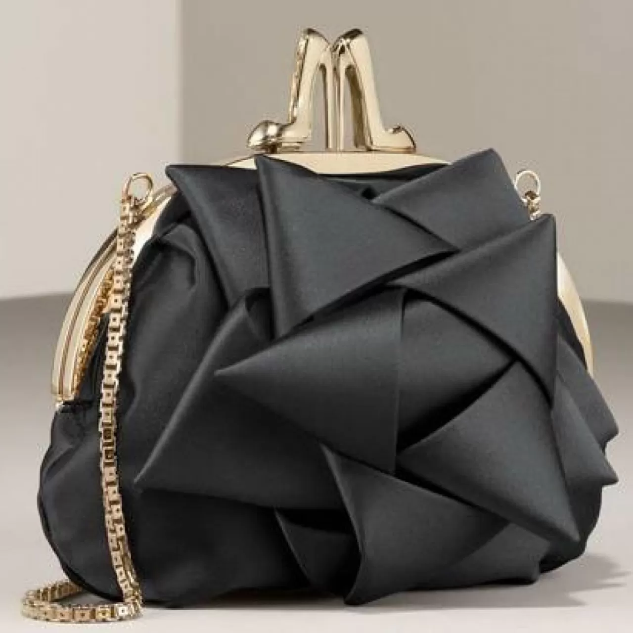 Siyah, Fiyonk Abiye Çanta