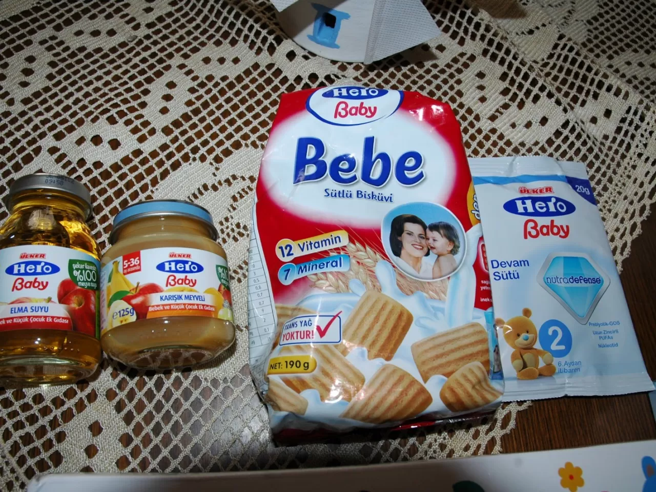 Mama, Bebe Bisküvisi, Atıştırmalıklar ve Kutu Süt: