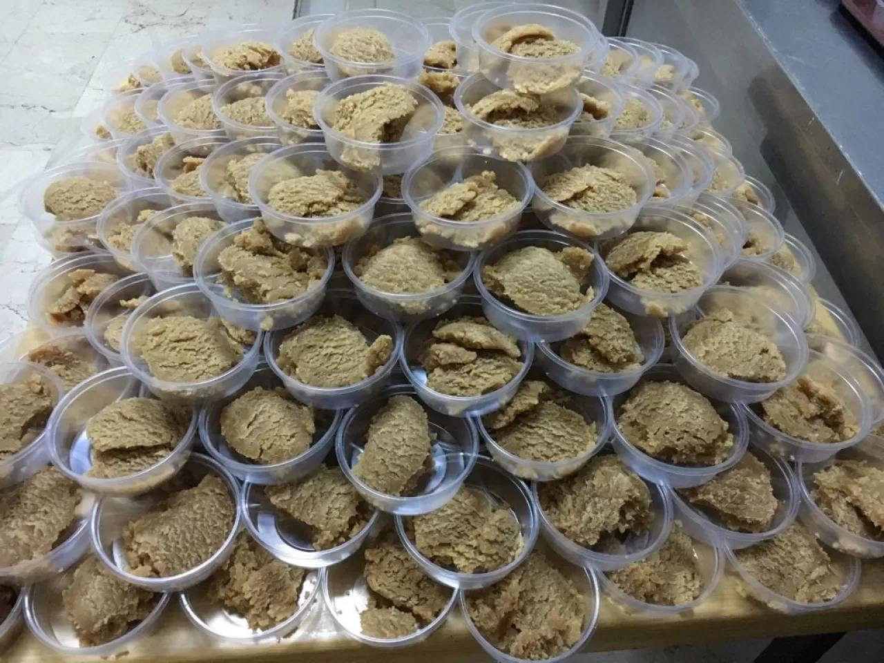 Ölenlerin Ardından Helva Kavurmak ya da Yemek Vermek