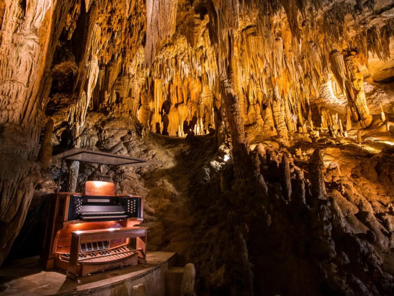 Büyük Stalacpipe Orgu