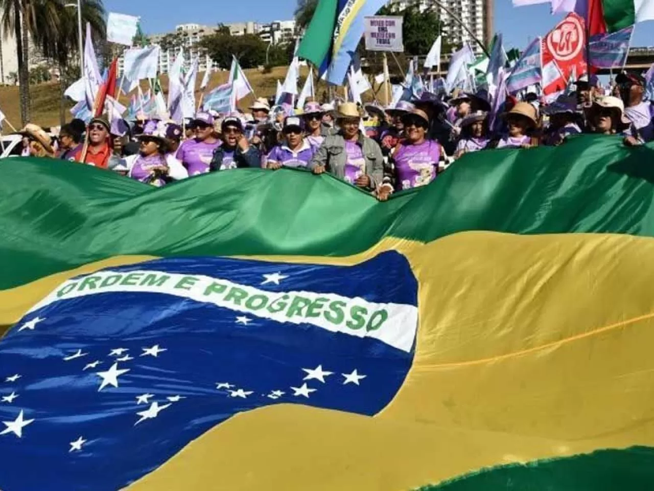 Brezilya Devlet ve Ekonomi