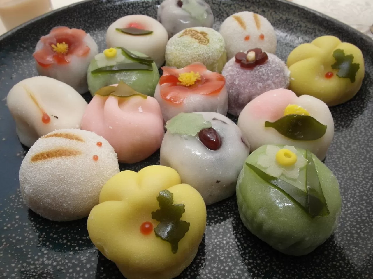 Japonlar güzelce hazırlanmış ve hediye paketi yapılmış tatlıları sever.