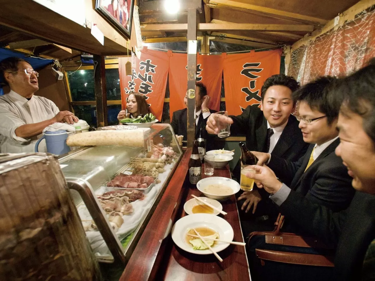 Her bütçeye göre yemek seçeneği bulunur.