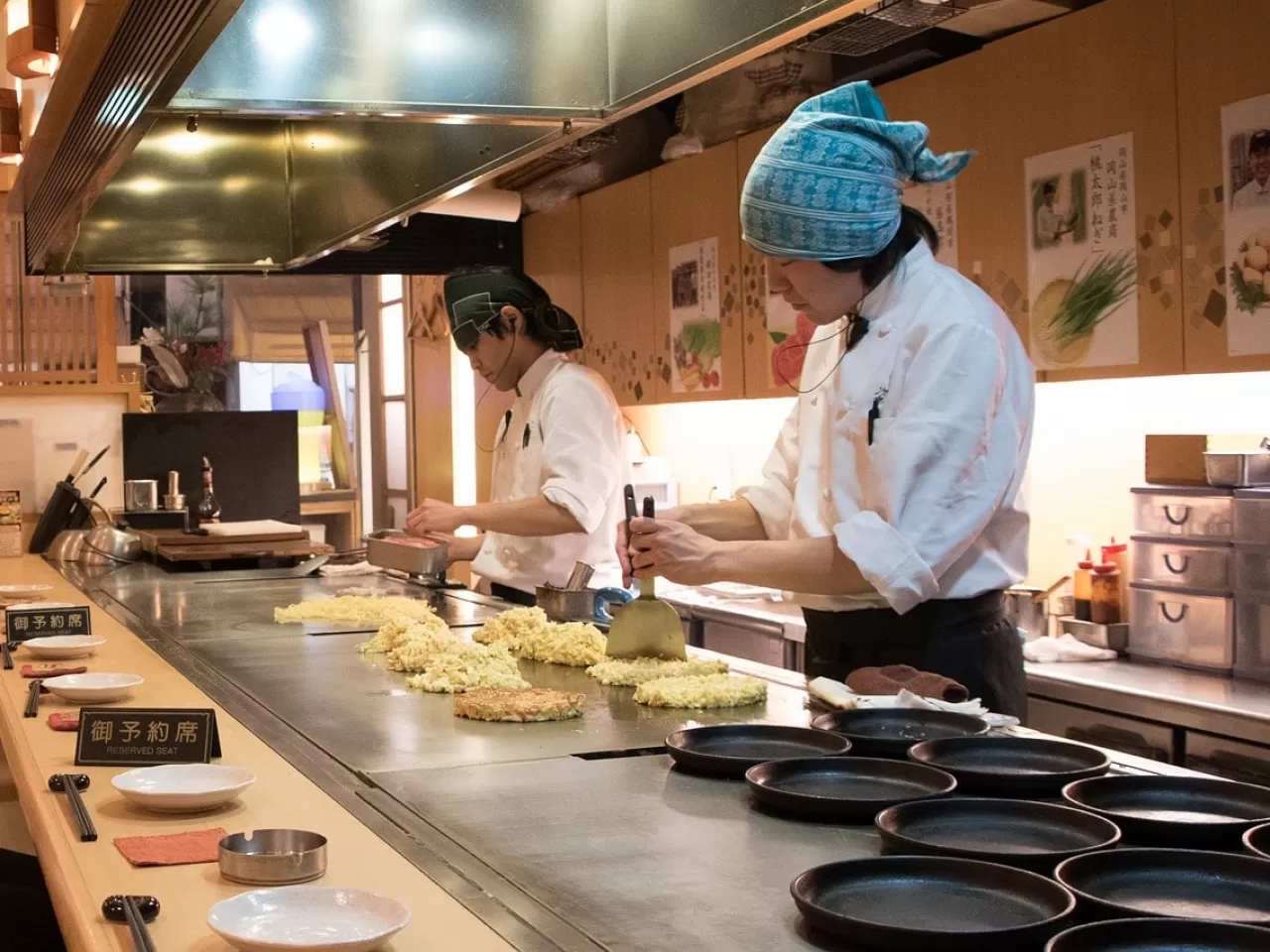 Japonya’da kusursuz gıda güvenliği ve temizlik standartları vardır bu nedenle her yerden gıda satın almak güvenlidir.