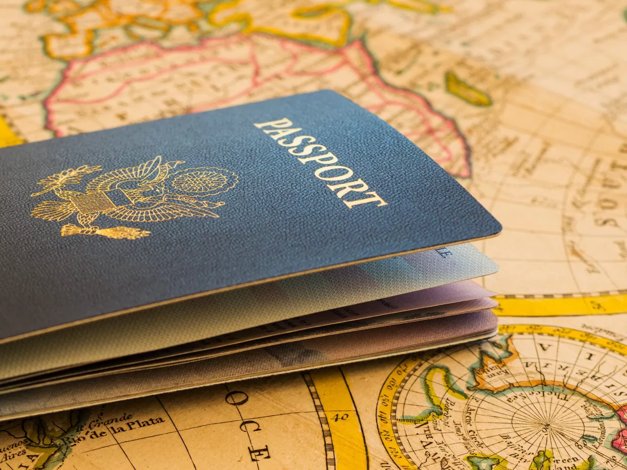 Pasaport Başvurusu Yapmak İçin Hangi Evraklar Gereklidir?