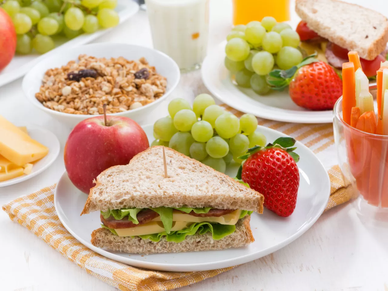 Aralıklı Oruçta Besinler