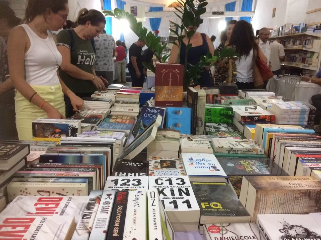 Sonbaharda Kitap Fuarlarını Dolaşın