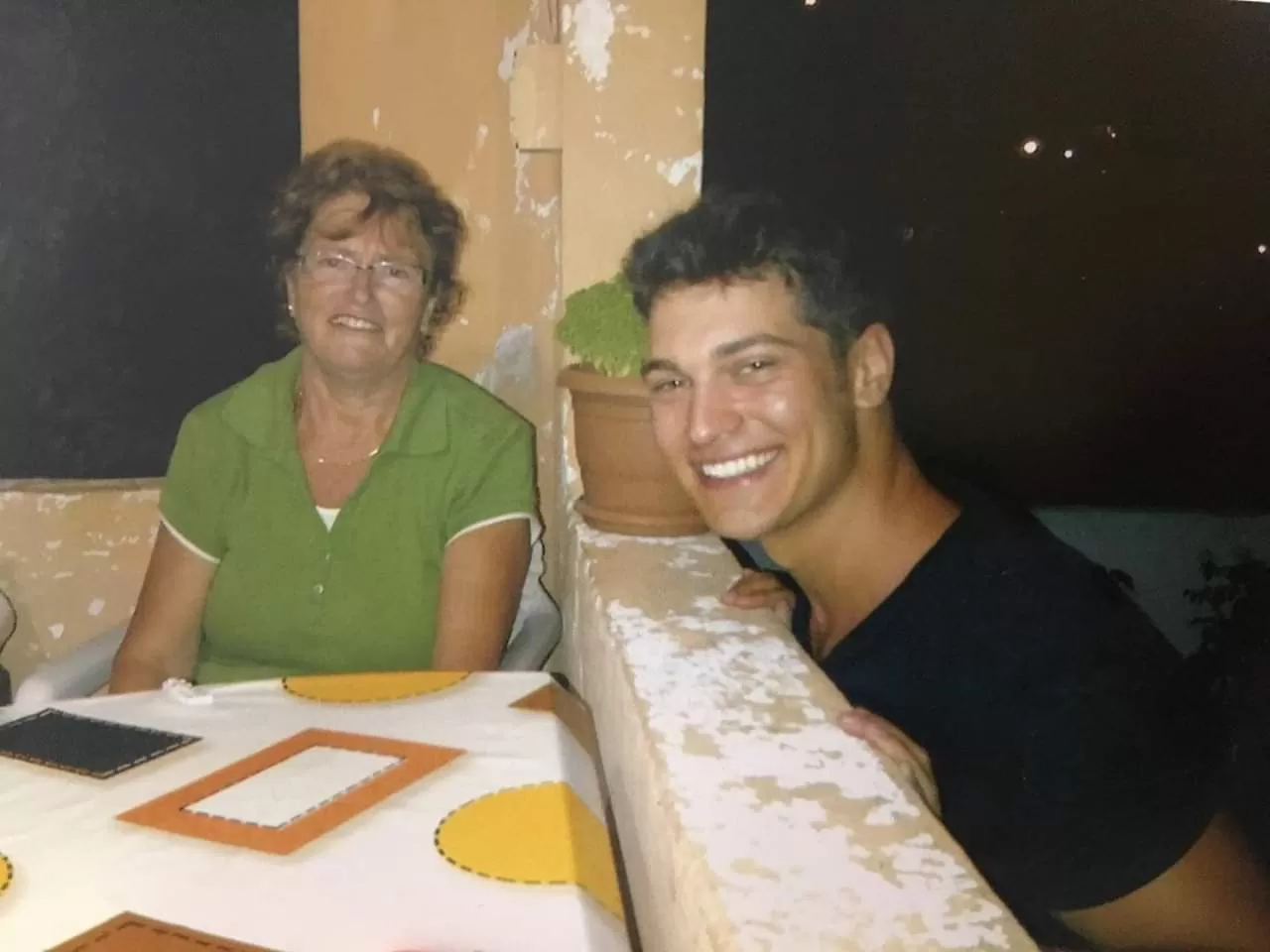 Çocukluğu ve Ailesi