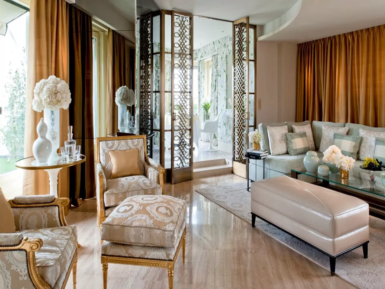 Hotel Georges V, Penthouse Daire, Paris- Fransa