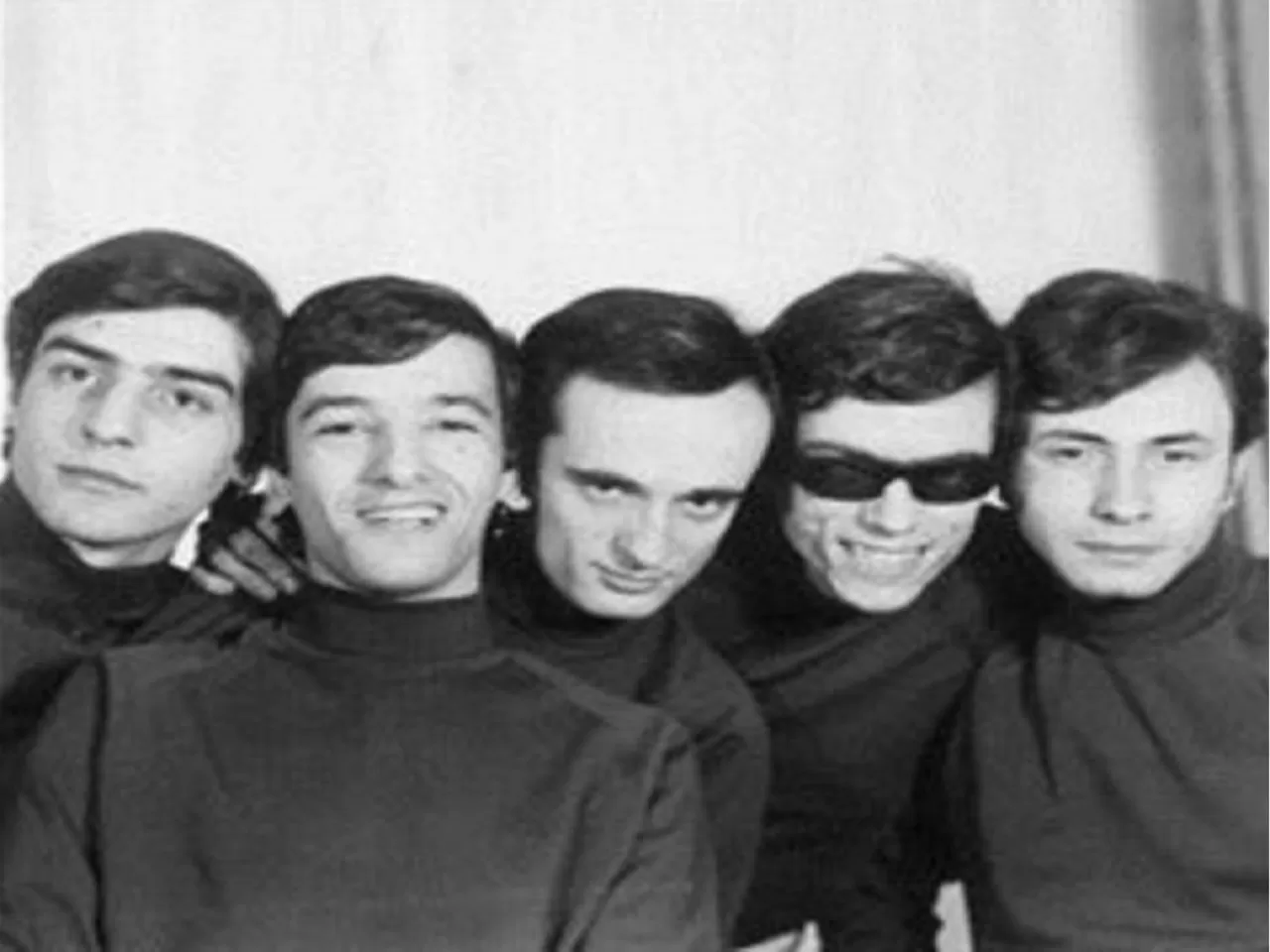 Mavi Işıklar (1964)