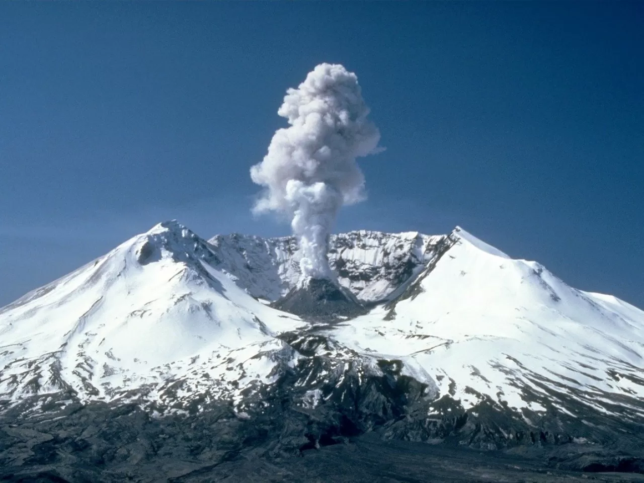 Mount St. Helens - Washington