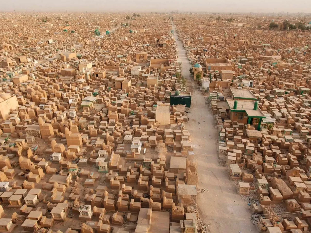 Vadi El Selam/Barış Vadisi Mezarlığı (El Necef, Irak)