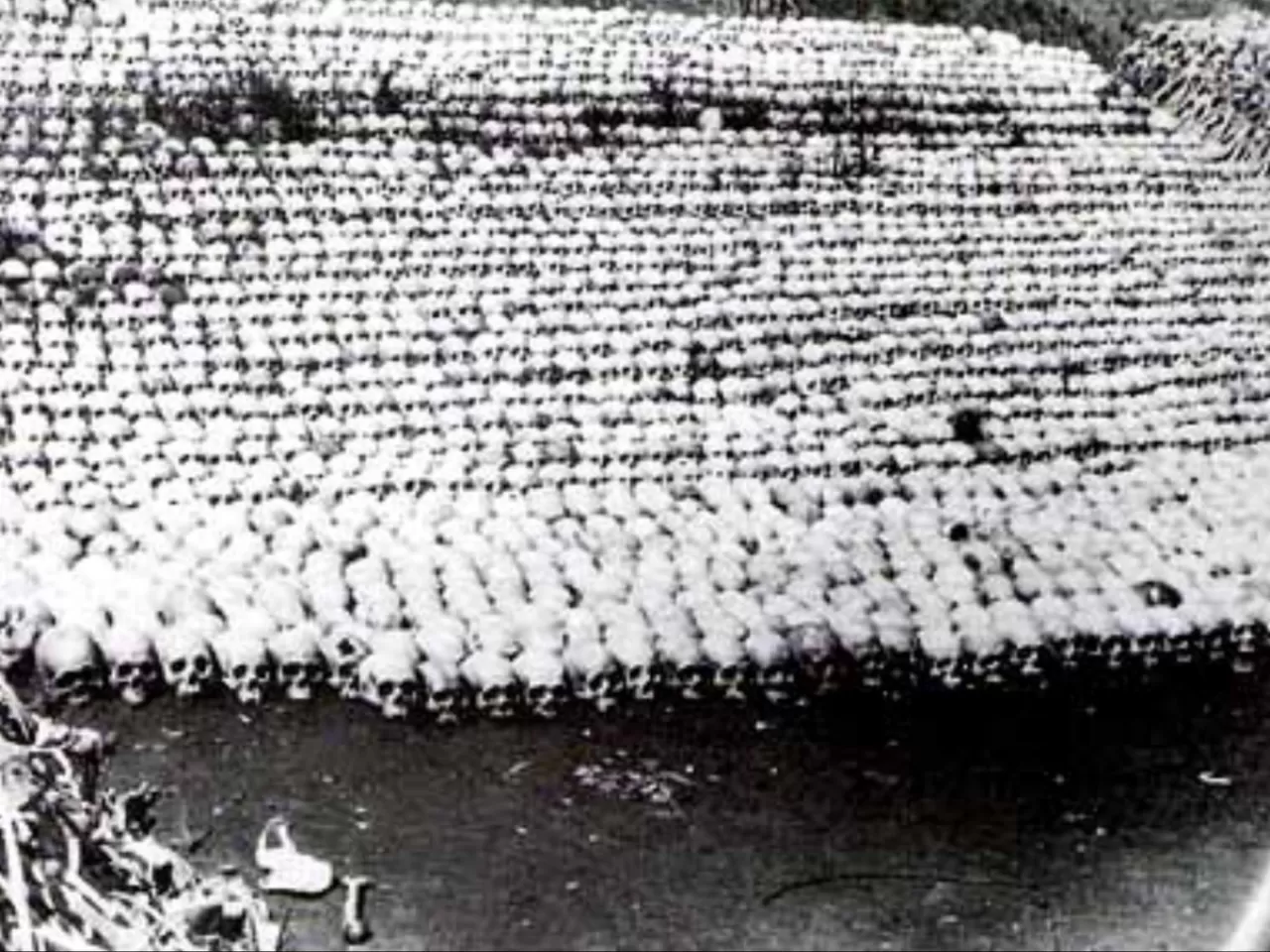 Pol Pot Mezarlığı (Kamboçya)