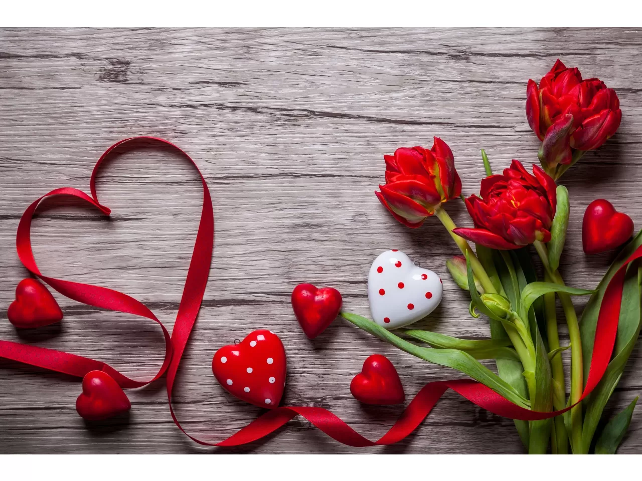 Anlamlı Sevgililer Günü Mesajları