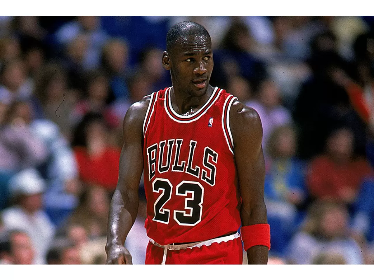 2022/08/post-1661868367-2454-michael-jordan.webp